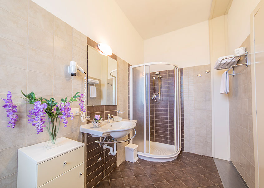 Zimmer comfort - Renzo Hotel